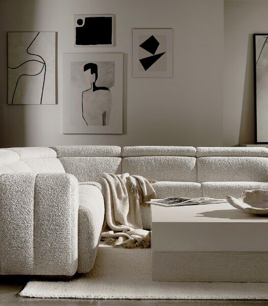 Bernhardt Aldo Sectional Sofa with throws
