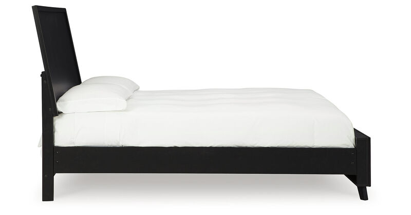 Danziar King Panel Bed
