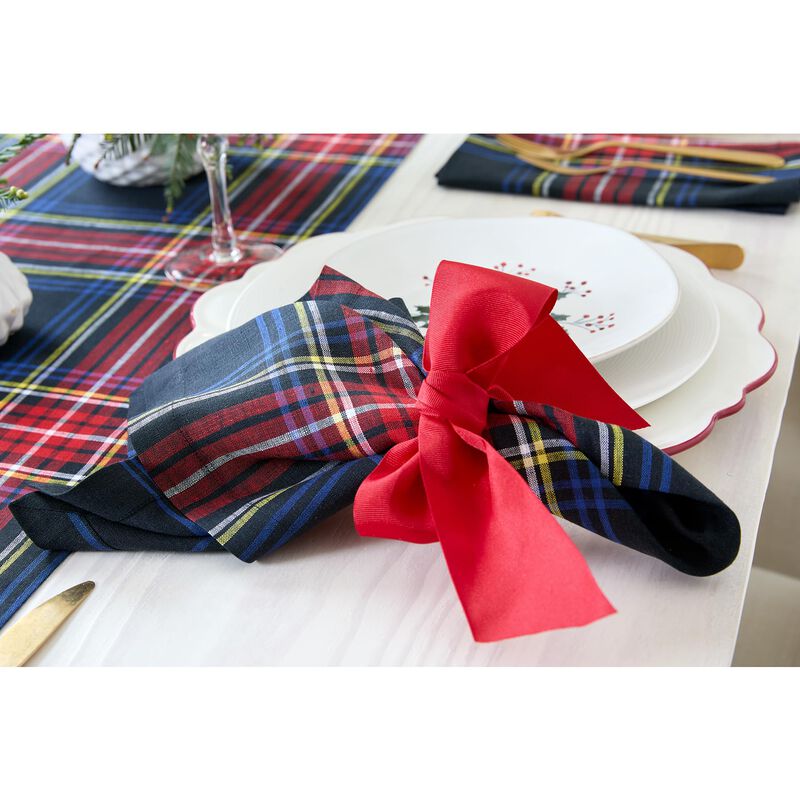 Solino Home 100% Pure Linen Cloth Napkins 20 x 20 Inch Set of 4 Dinner Napkins | Stewart Plaid