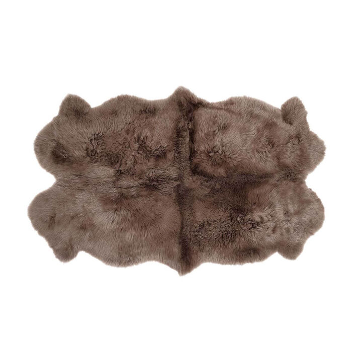Genuine Sheepskin Rug "Quad" (3' 3'' x 5' 11'') – Soft & Fluffy Four Pelt Lambskin Rug - Made in Argentina