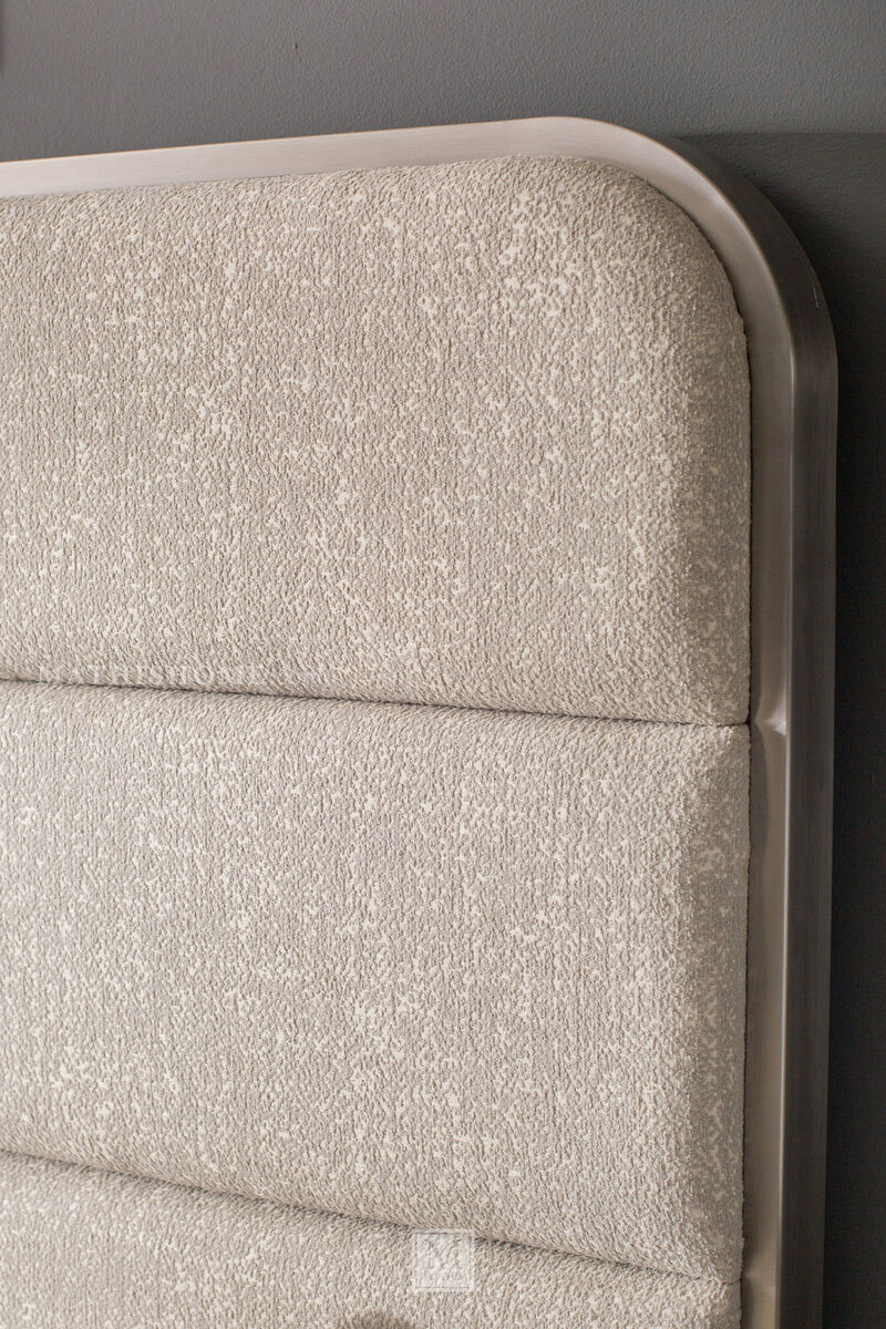 Brighton Queen Upholstered Bed