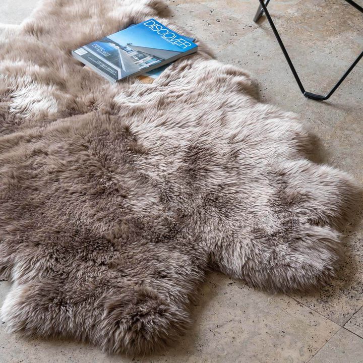 Genuine Sheepskin Rug "Quad" (3' 3'' x 5' 11'') – Soft & Fluffy Four Pelt Lambskin Rug - Made in Argentina