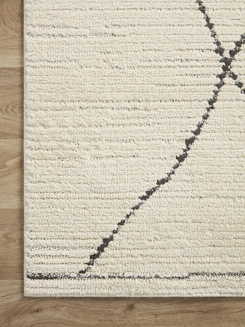 Fabian FAB02 Ivory/Charcoal 4' x 6' Rug