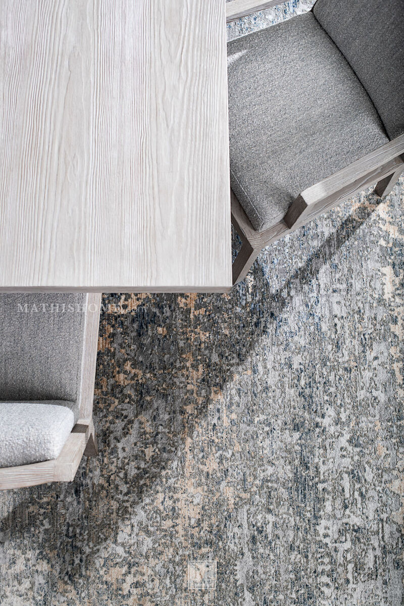 Transcend Glacier 9' x 12' Rug