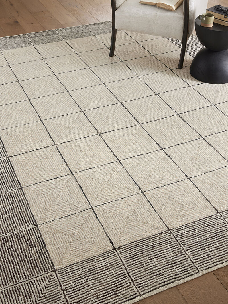 Francis FRA02 Cream/Black 8'6" x 12' Rug