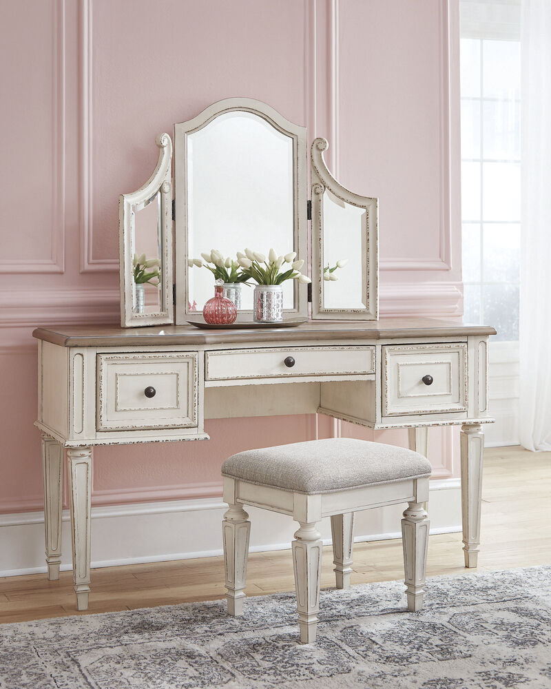 Realyn Vanity