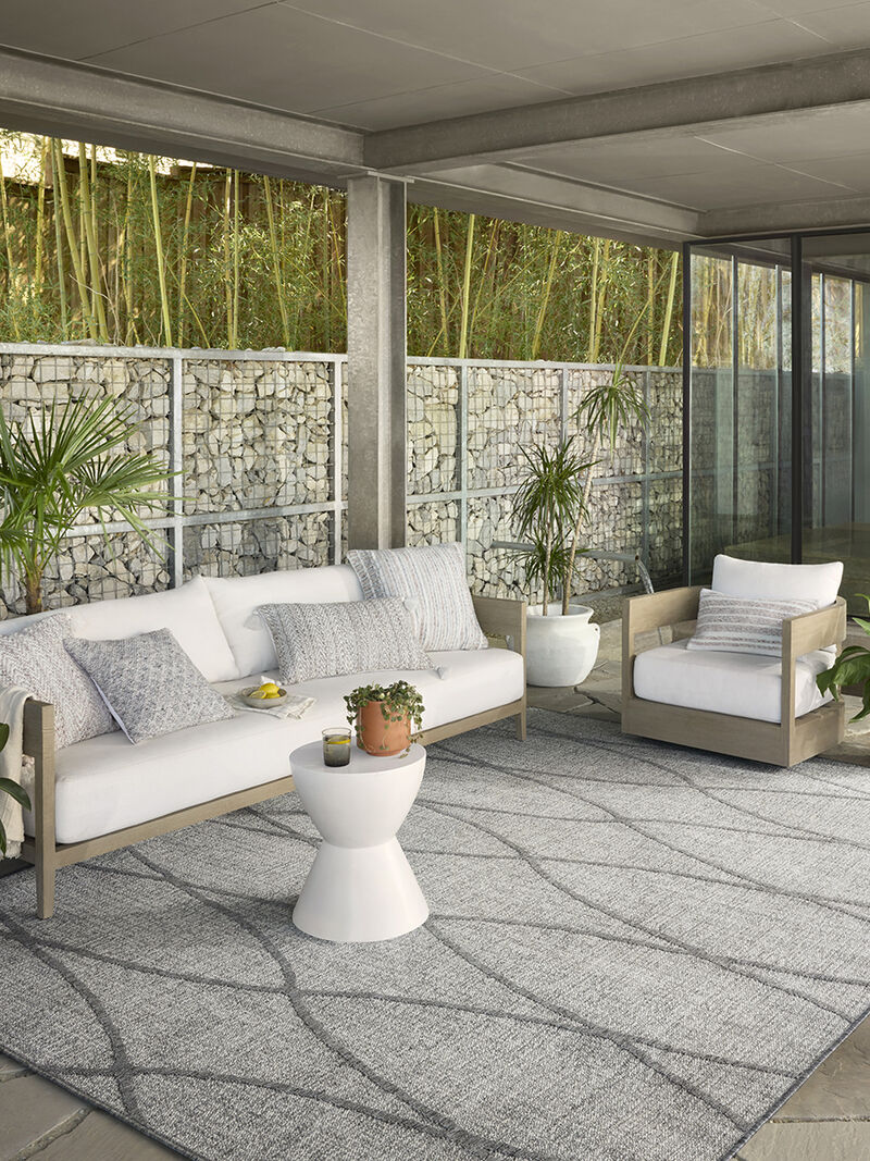 Rainier RAI07 Dove/Grey 3'11" x 5'11" Rug
