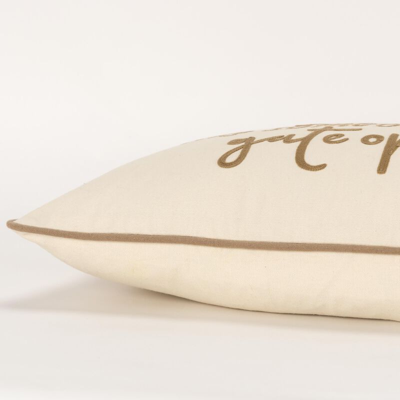T19935 Pillow