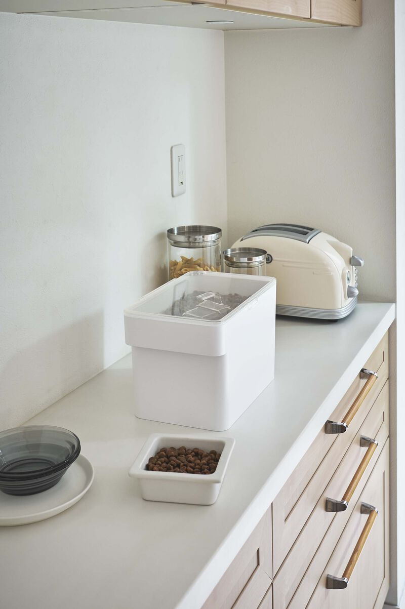 Airtight Pet Food Container - Three Sizes
