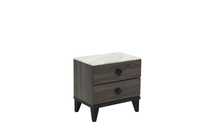 Streamdale Nightstand In Dark Oak (Rustic Accents)