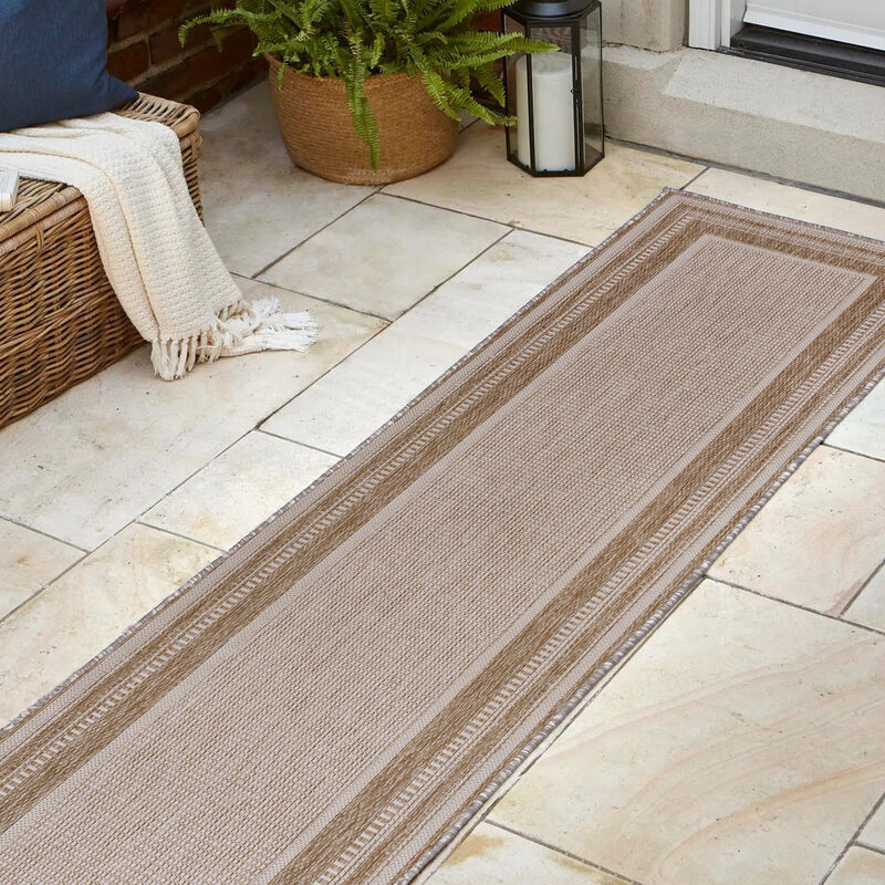Beckett Classic Casual Border Stripe Indoor/Outdoor Runner Rug