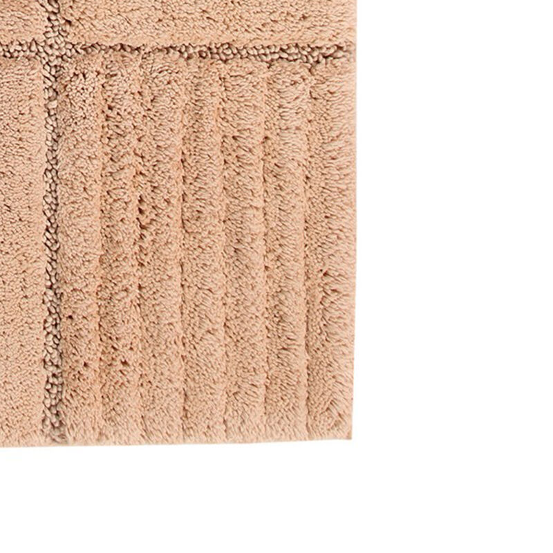 Knightsbridge Chakkar Board 220 GSF Non Skid Back Bath Rug 21 x 34 - White
