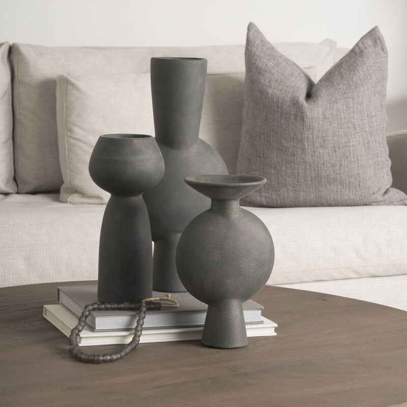 Kaz I Vase