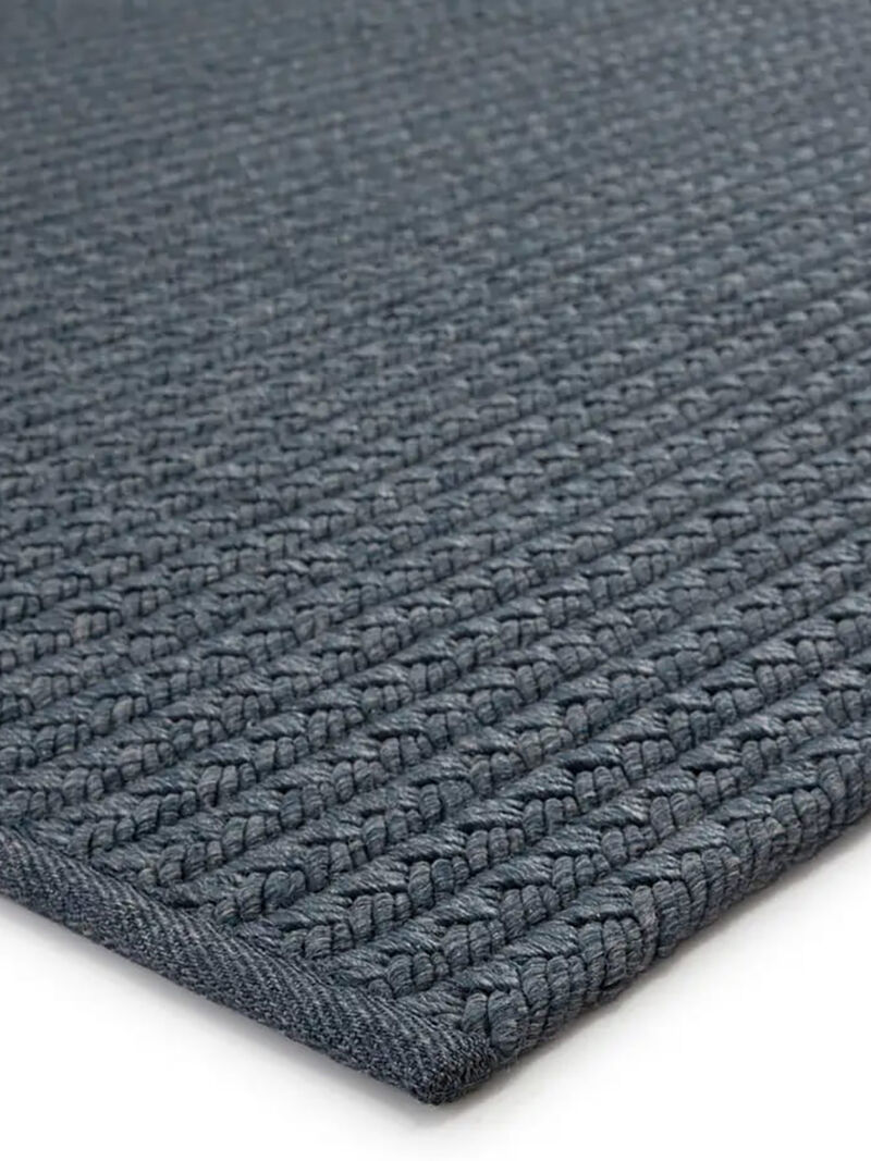 Nirvana Premium Iver Blue 5' x 8' Rug