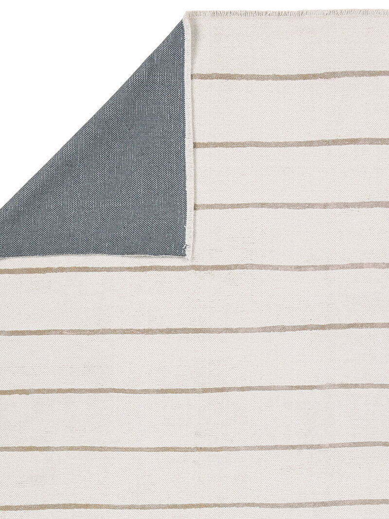 Ryn Saveen 4'x6' Rug