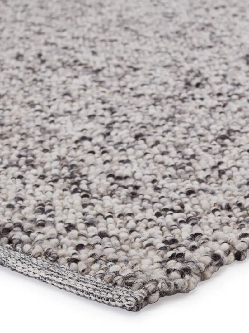 Quiet Time Hadren White 5' x 8' Rug