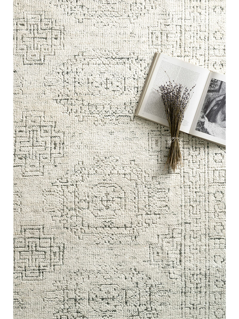 Vestige VQ01 White/Stone 8' x 10' Rug