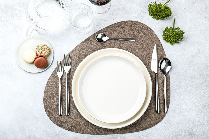 Linea 20 Piece Flatware Set