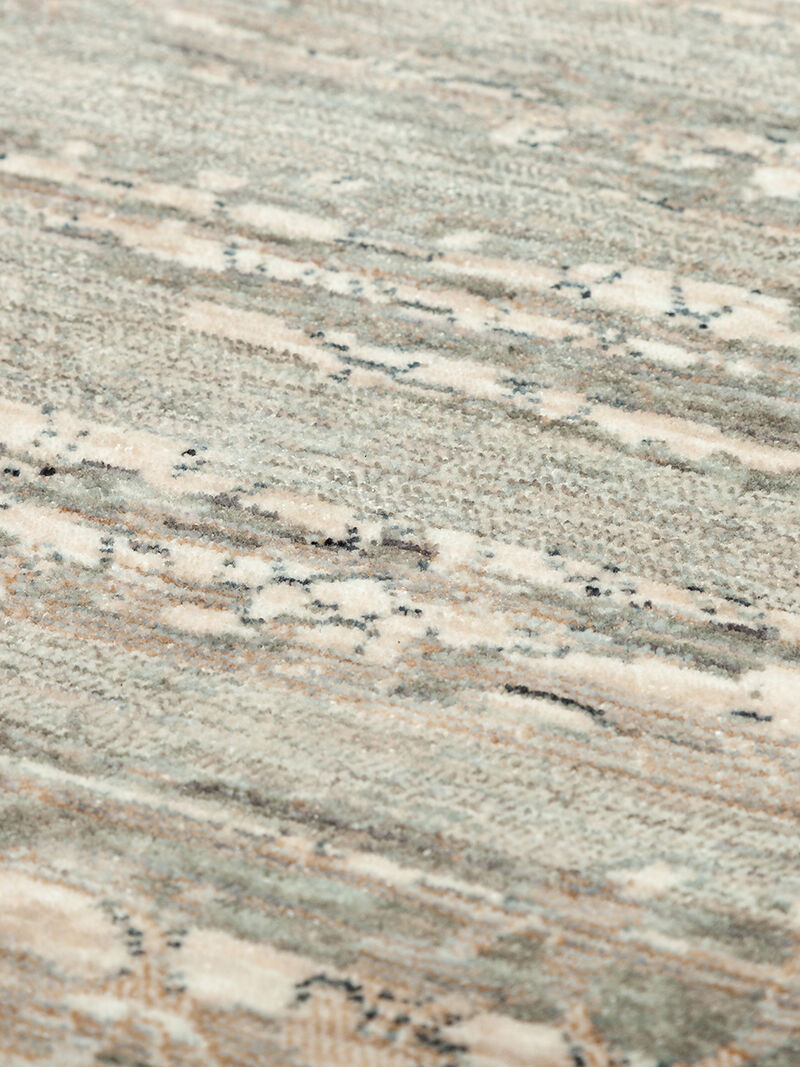 Regal RG2 Mist 5' x 7'10" Rug