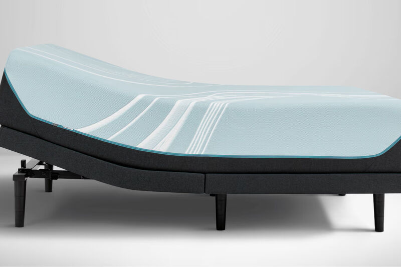 TEMPUR-LuxeAdapt Hybrid Mattress
