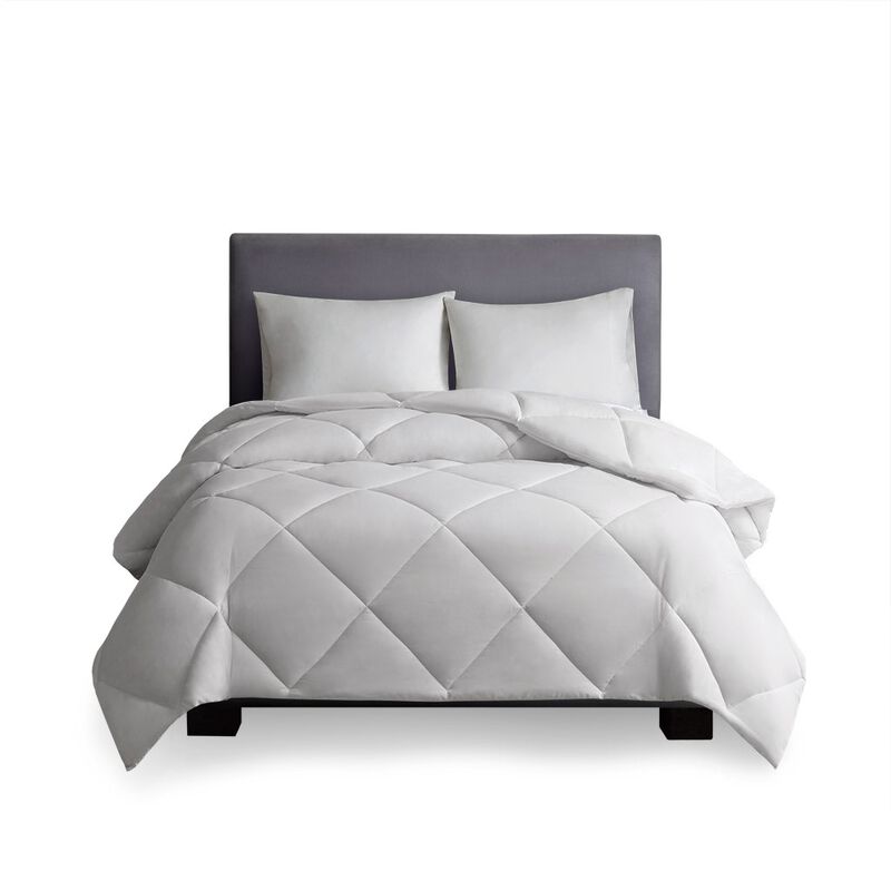 Gracie Mills Sims Oversized Microfiber Comforter with HeiQ Smart Temp Treatment