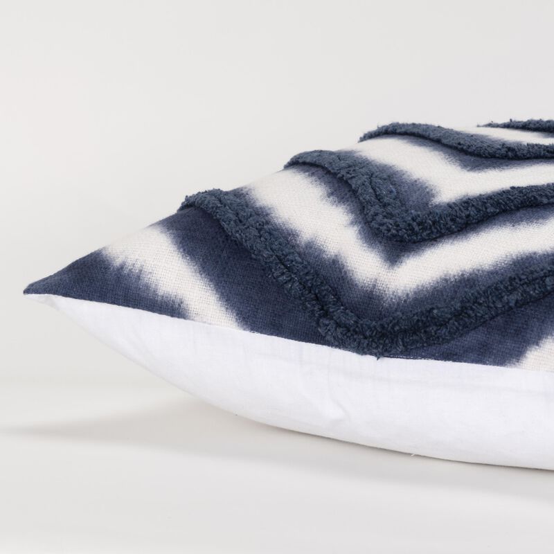 T19721 Pillow
