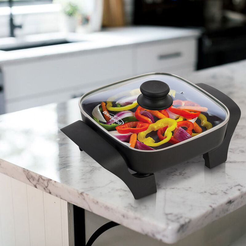 Brentwood SK-46 8-Inch Nonstick Electric Skillet in Black with Lid