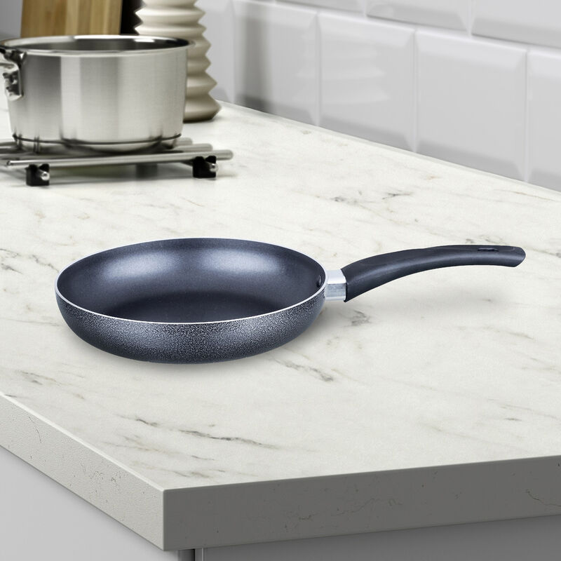 Brentwood Frying Pan Aluminum Non-Stick 9" in Gray