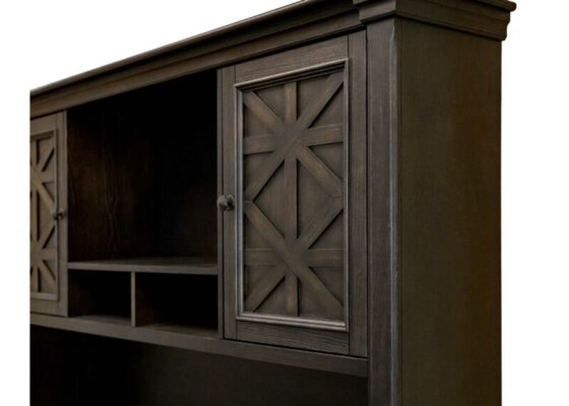 Traditional Hutch With Doors