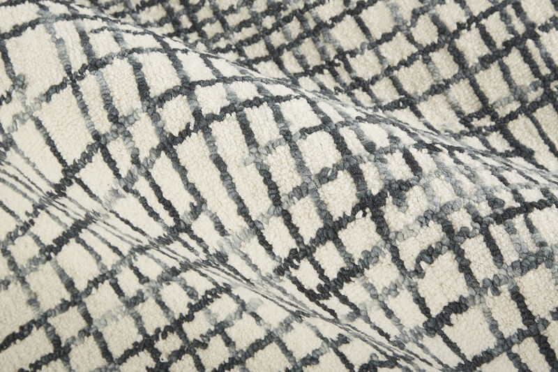 Maddox 8630F Ivory/Gray/Black 5' x 8' Rug