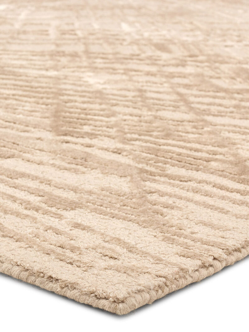 Fragment FRG13 White 6' x 9' Rug