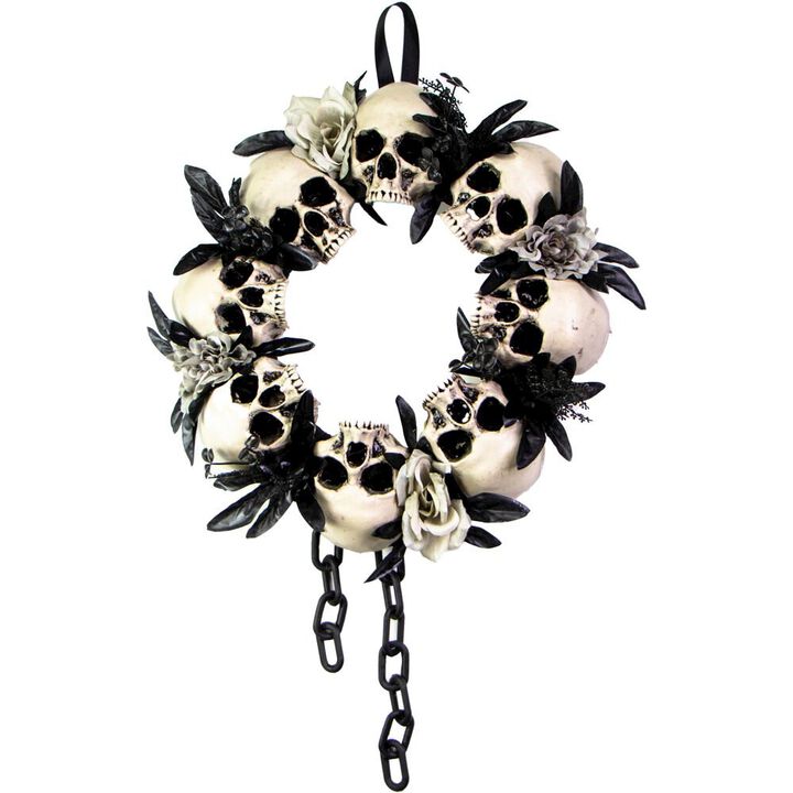 Haunted Hill Farm 15.7'' Black/White Skull Wreath