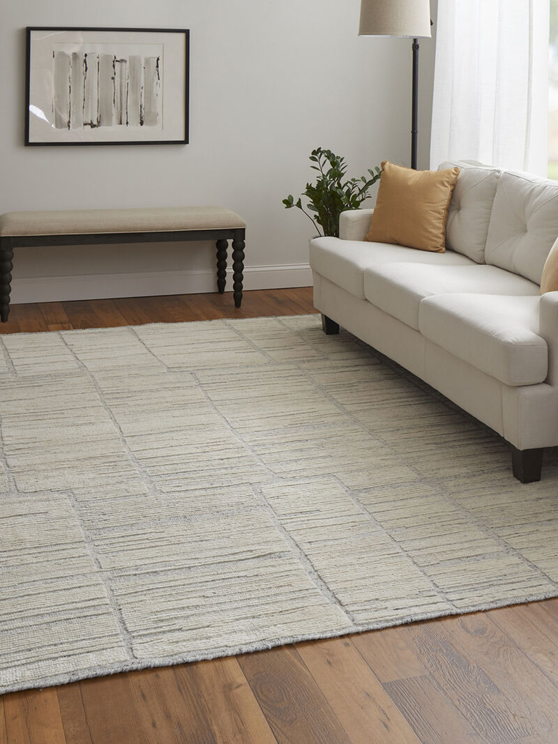 Bluff T6041 Gray/Natural 5' x 8' Rug By Thom Filcia