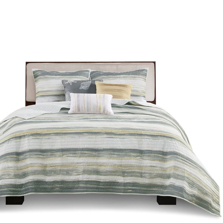 Gracie Mills Javier Coastal Watercolor 6-Piece Reversible Quilt Set with Seashell Throw Pillows
