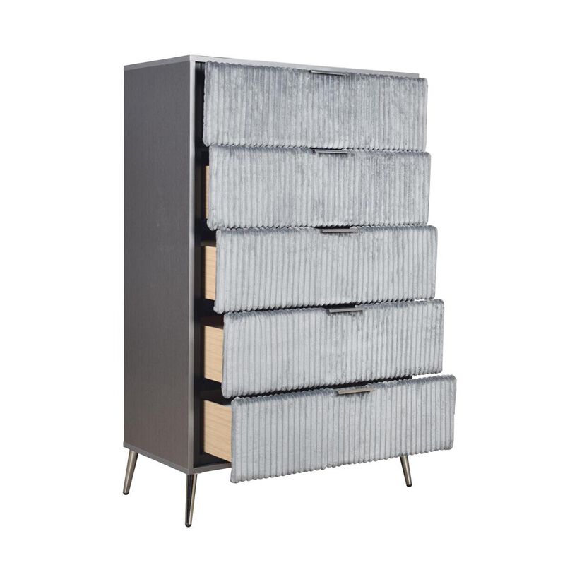 New Classic Furniture Kailani Chest- Gray