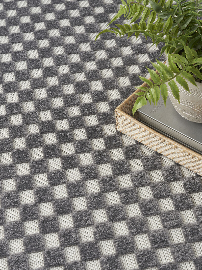 Care Free CAF02 Gray 3'11" x 5'11" Rug