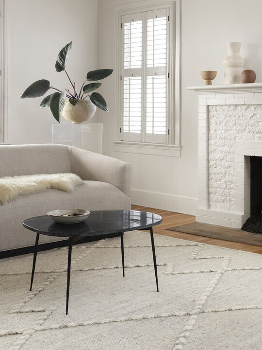Iman IMA03 Ivory/Light Grey 18" x 18" Sample Rug