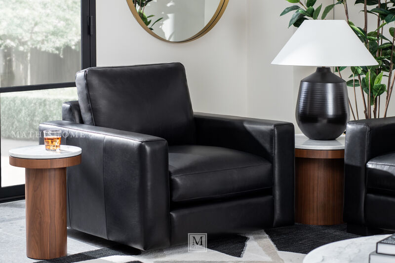 Lillis Black Matte Lamp