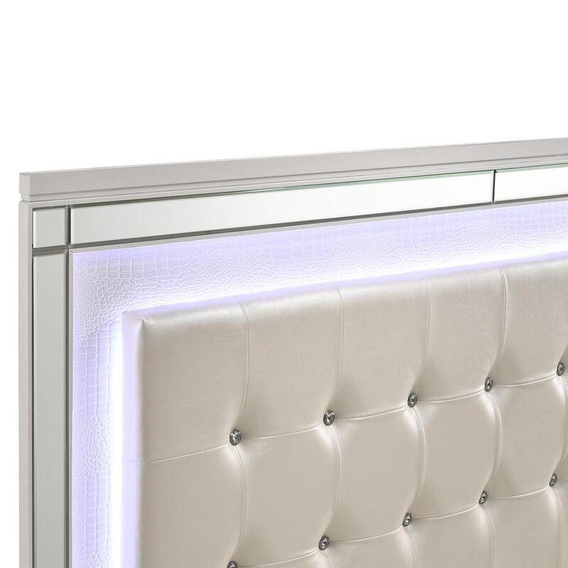 New Classic Furniture Furniture Valentine Solid Wood Queen Size Lighted Bed in White
