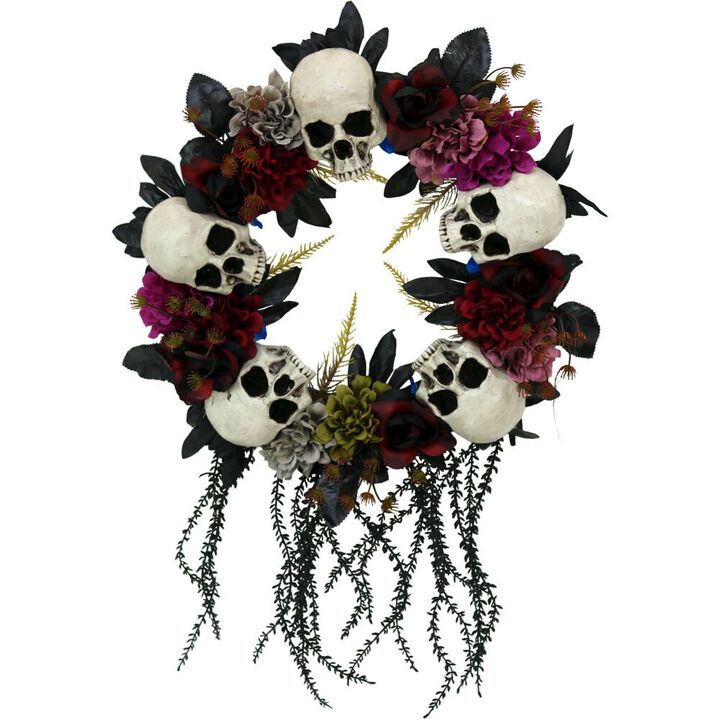 Haunted Hill Farm 24 Wreath with skulls