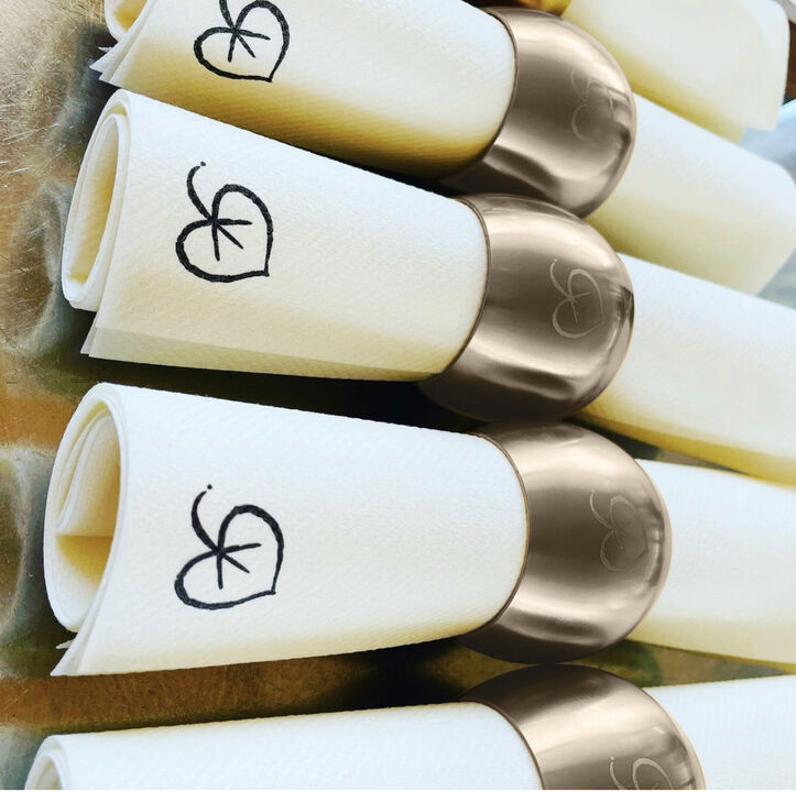 Atmosfera 4 Piece Napkin Ring in Materic Champagne