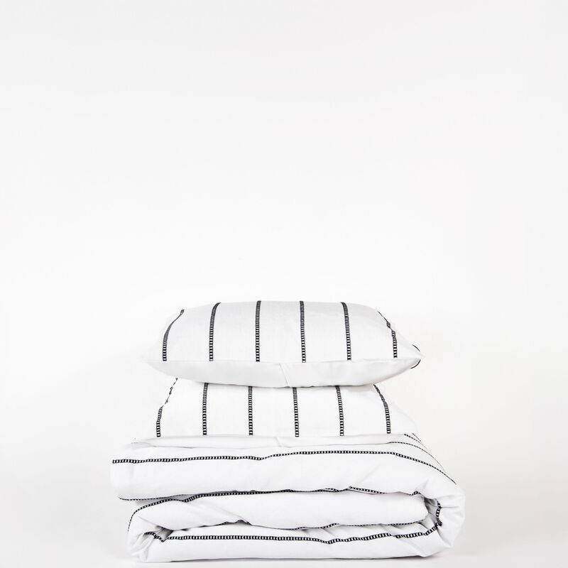 BC7070 Comforter Set