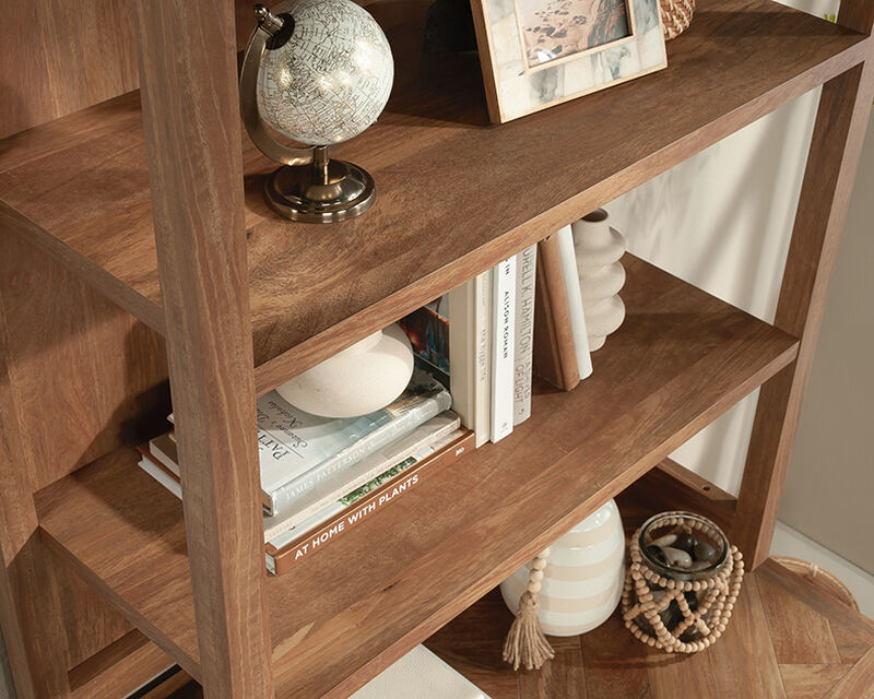 Cannery Bridge Utility Hutch
