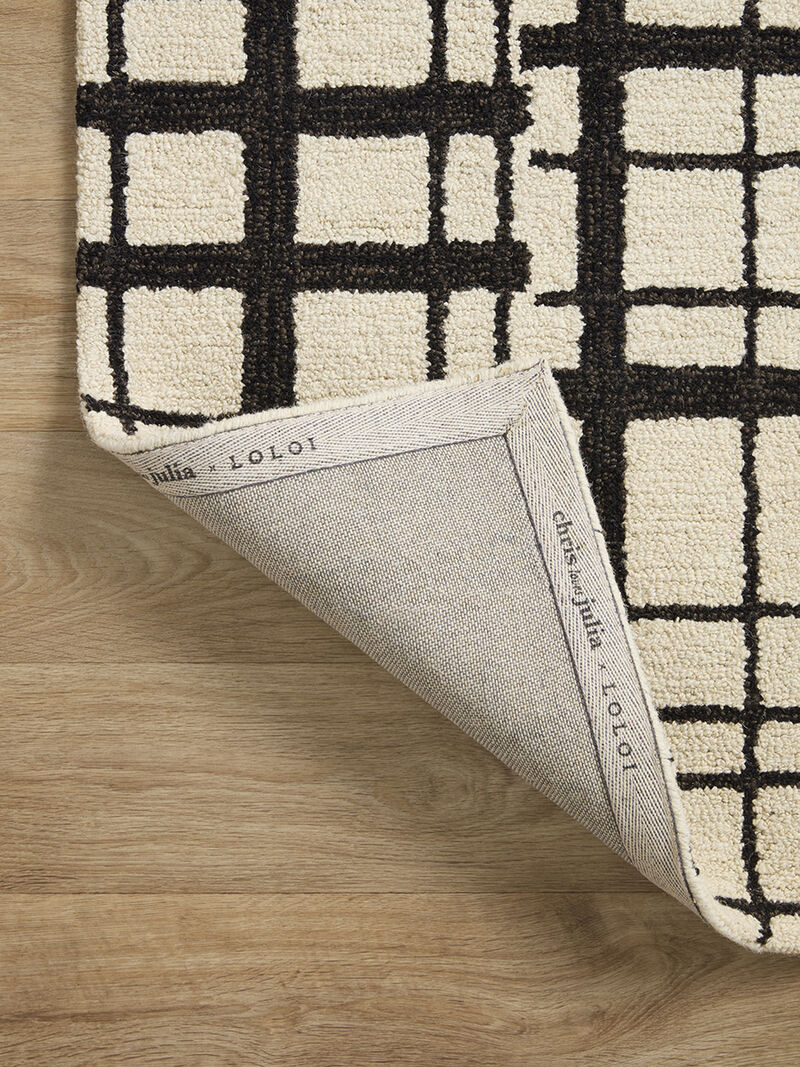 Polly POL02 Black/Ivory 5' x 7'6" Rug