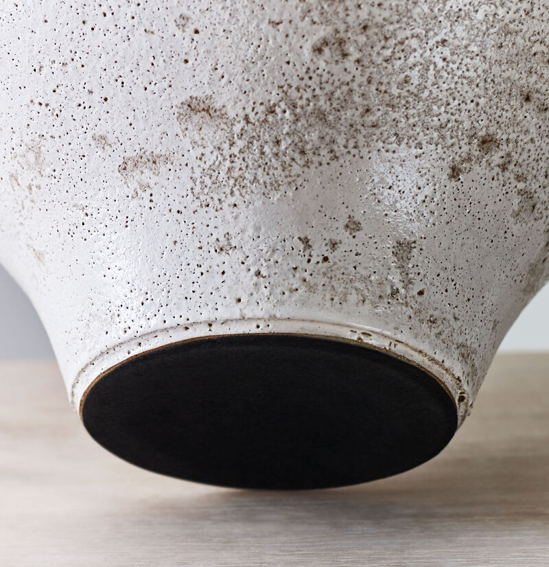 Gaios Table Lamp