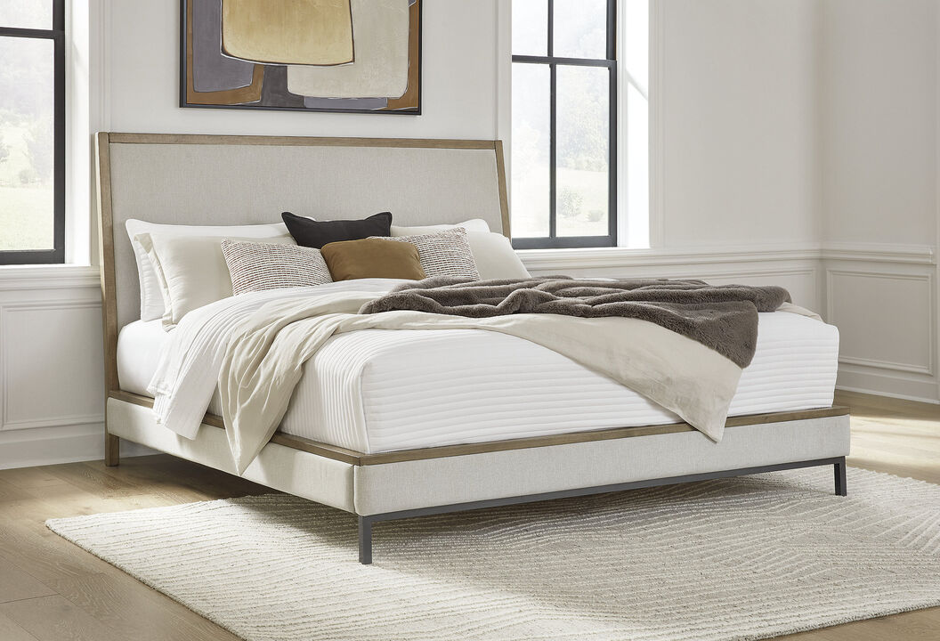 Tomtyn CK Upholstered Bed