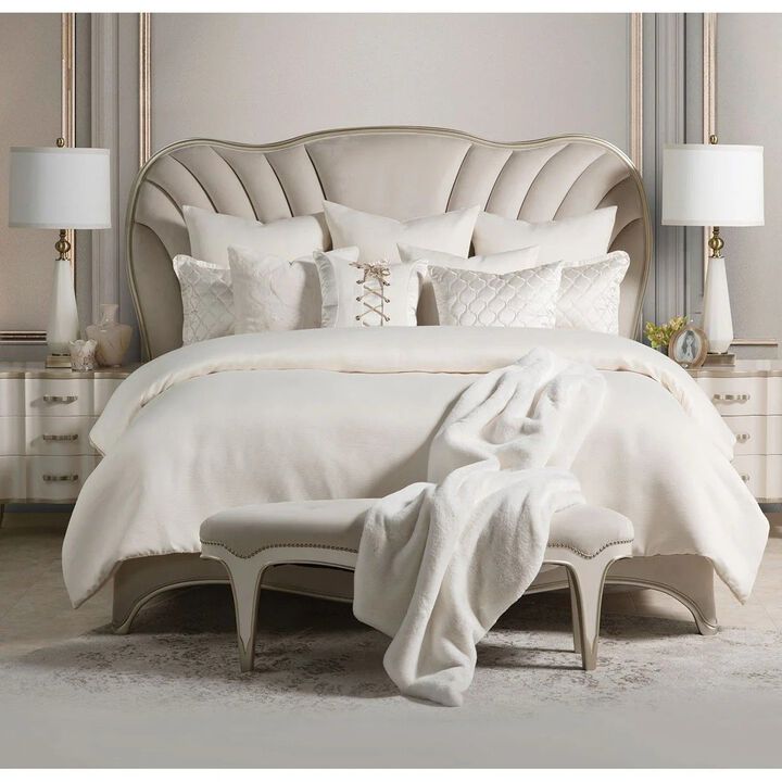 Michael Amini London Place Bed Bench - Creamy Pearl