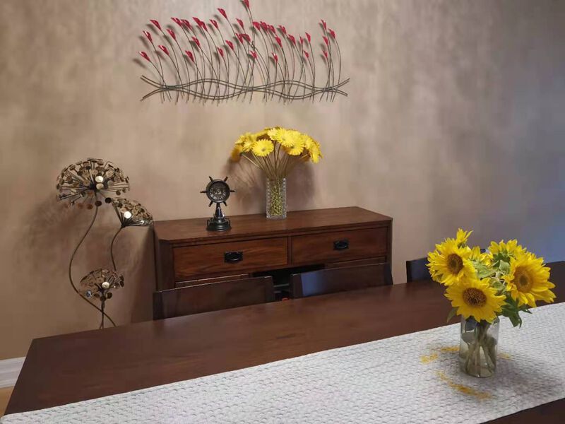 SHIP WHEEL TABLE CLOCK