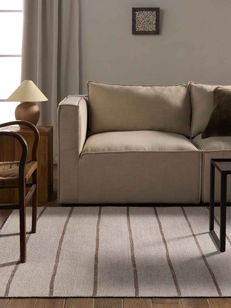 Ryn Saveen 4'x6' Rug