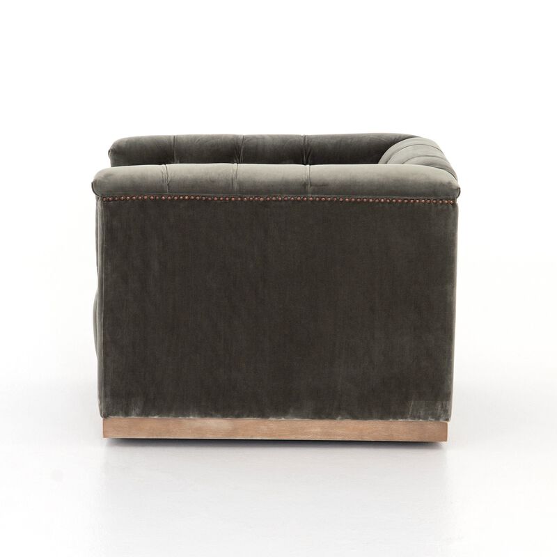 Maxx Swivel Chair